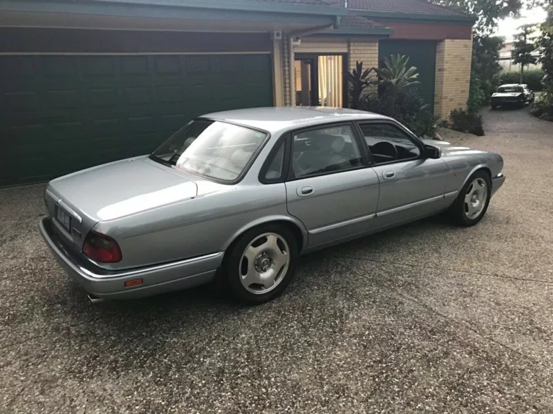 Jaguar xjr 1995
